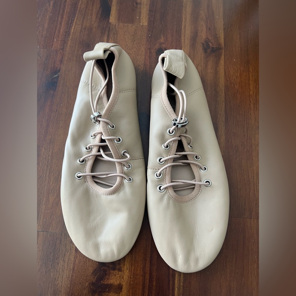 Zara Beige Lace-Up Leather Flats